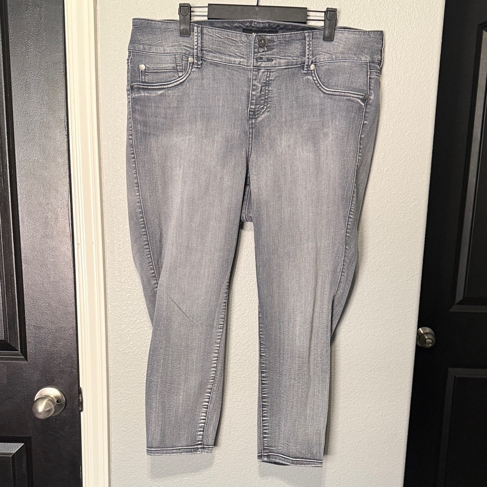 Torrid Light Grey Ankle Crop Jeans